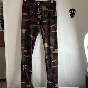 271 - Sweet Camouflage Patterned Garment